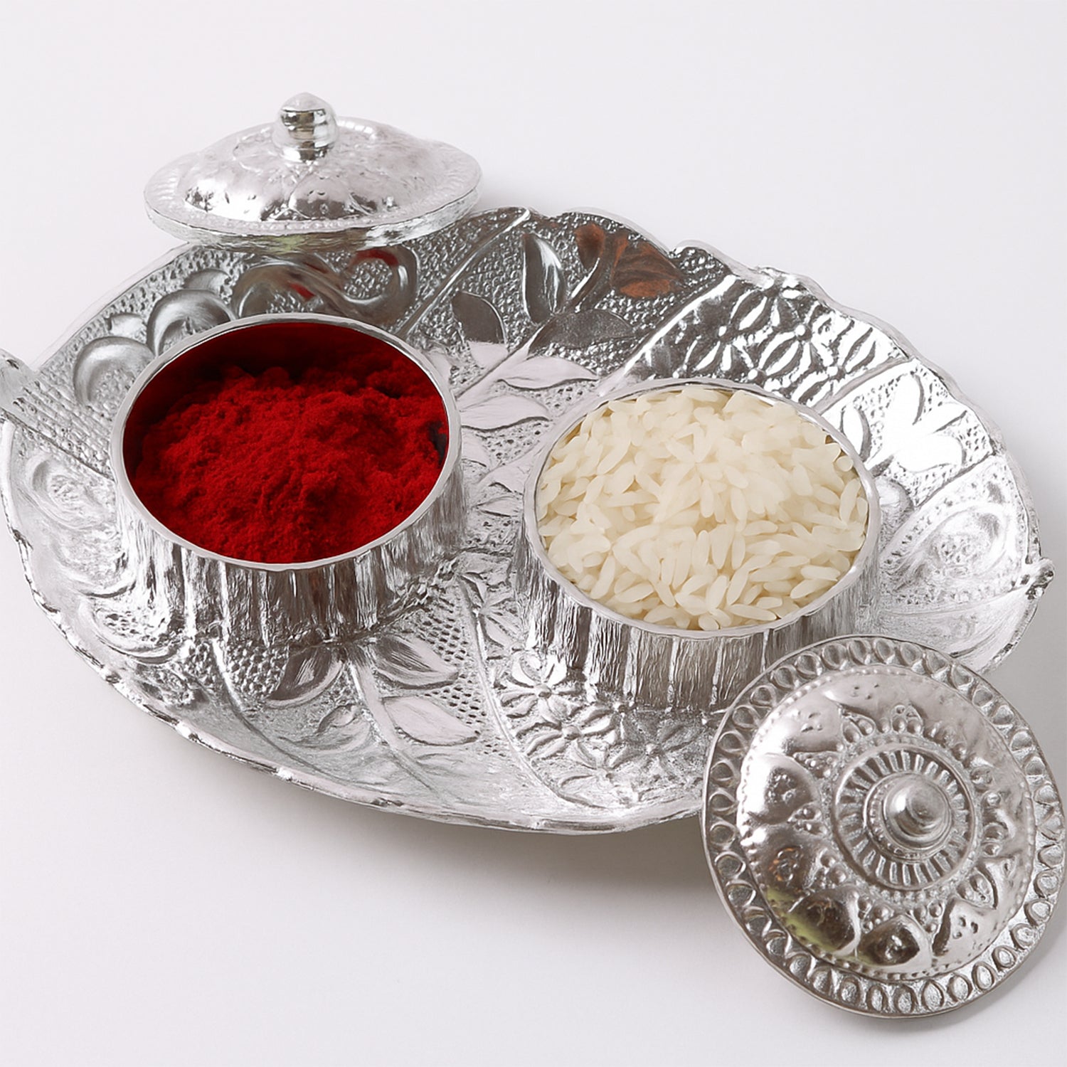 Leaf Shape Special Puja Thali (1 Pc / Mix Design) Leaf Shape Special Puja Thali (1 Pc / Mix Design)